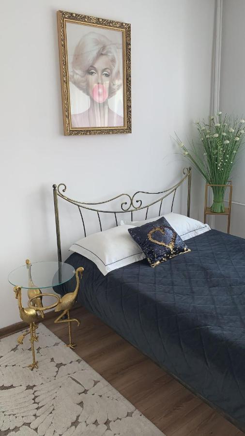 Golden Apartament Legionow ทอรูน ภายนอก รูปภาพ